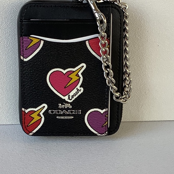 Coach Black Leather & Canvas Zip Credit Card I.D. Case Heart Print CW453 NWT - Picture 5 of 5